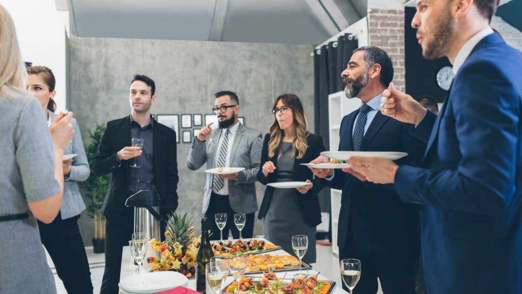 Comment informer mes clients d'un évènement dans mon entreprise ?